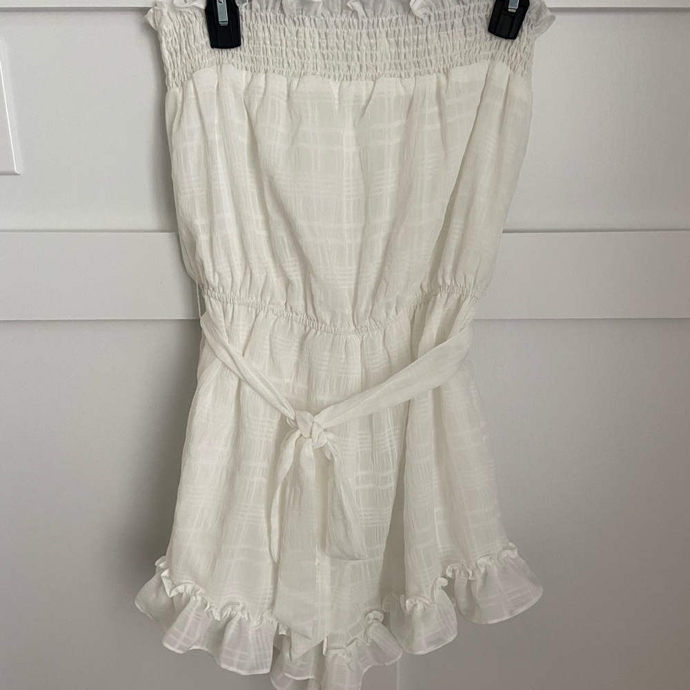 SHEIN White Ruffle Strapless Romper - L